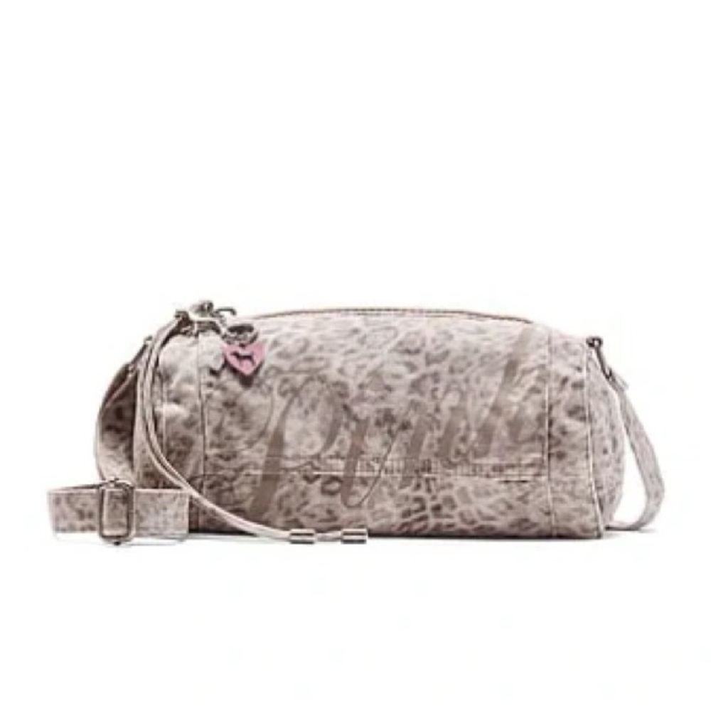 IN SEARCH OF!!!! Im looking for the new VS PINK leopard barrel bag